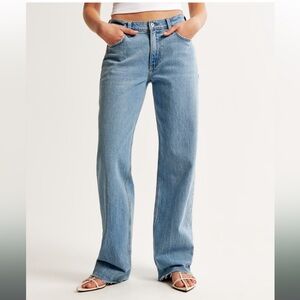 Abercrombie & Fitch The Baggy Low Rise Jeans
